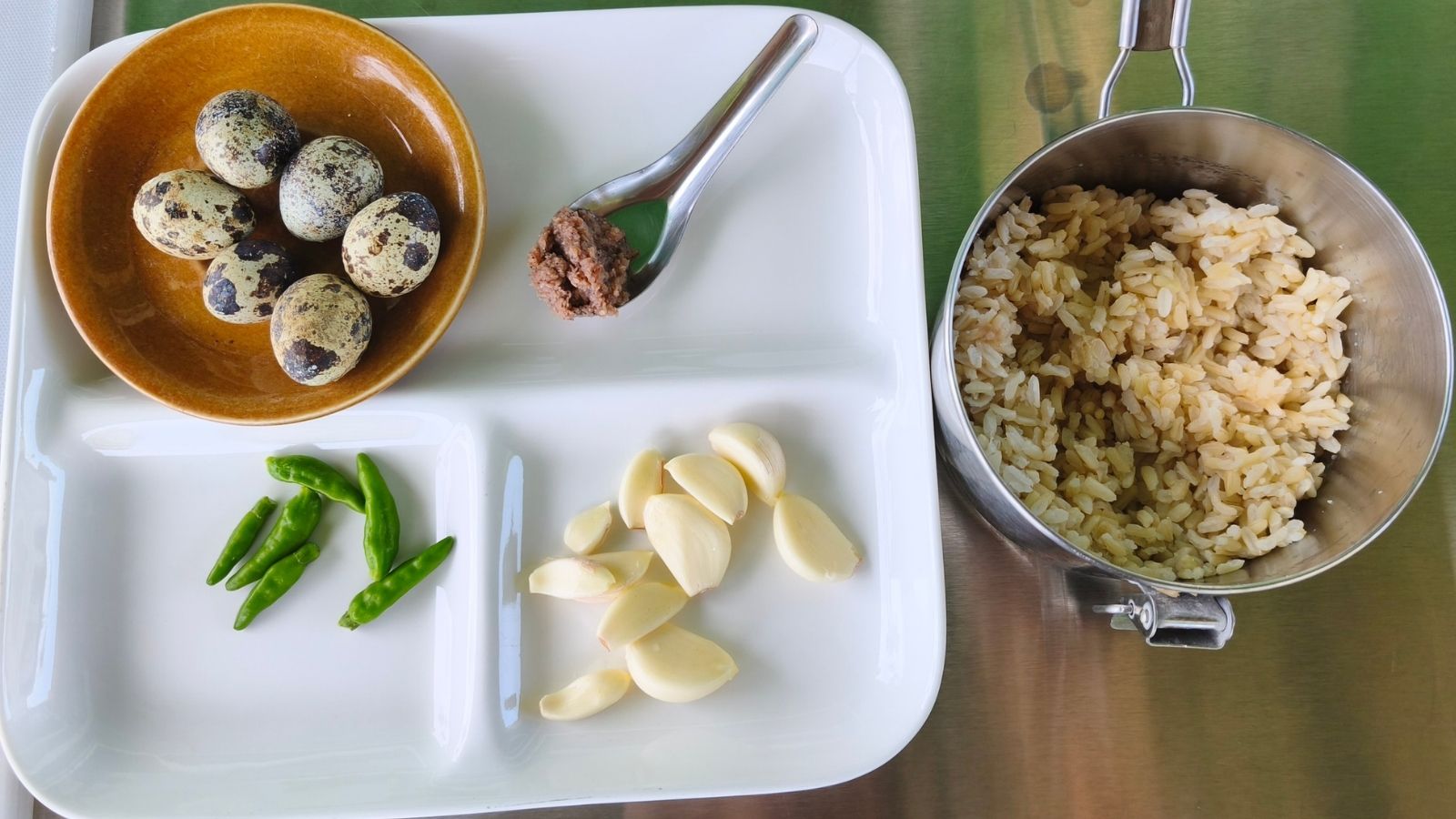 ข้าวผัดที่อร่อย ไม่จำเป็นต้องปรุงแต่งเยอะ