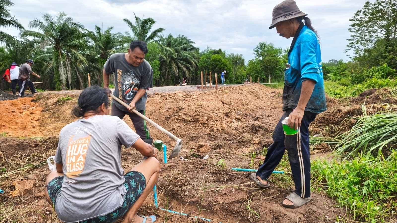 ปรับพื้นที่เพื่อสร้างบ้าน